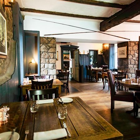 Coorie Inn Restaurant And Rooms Crieff Exterior photo