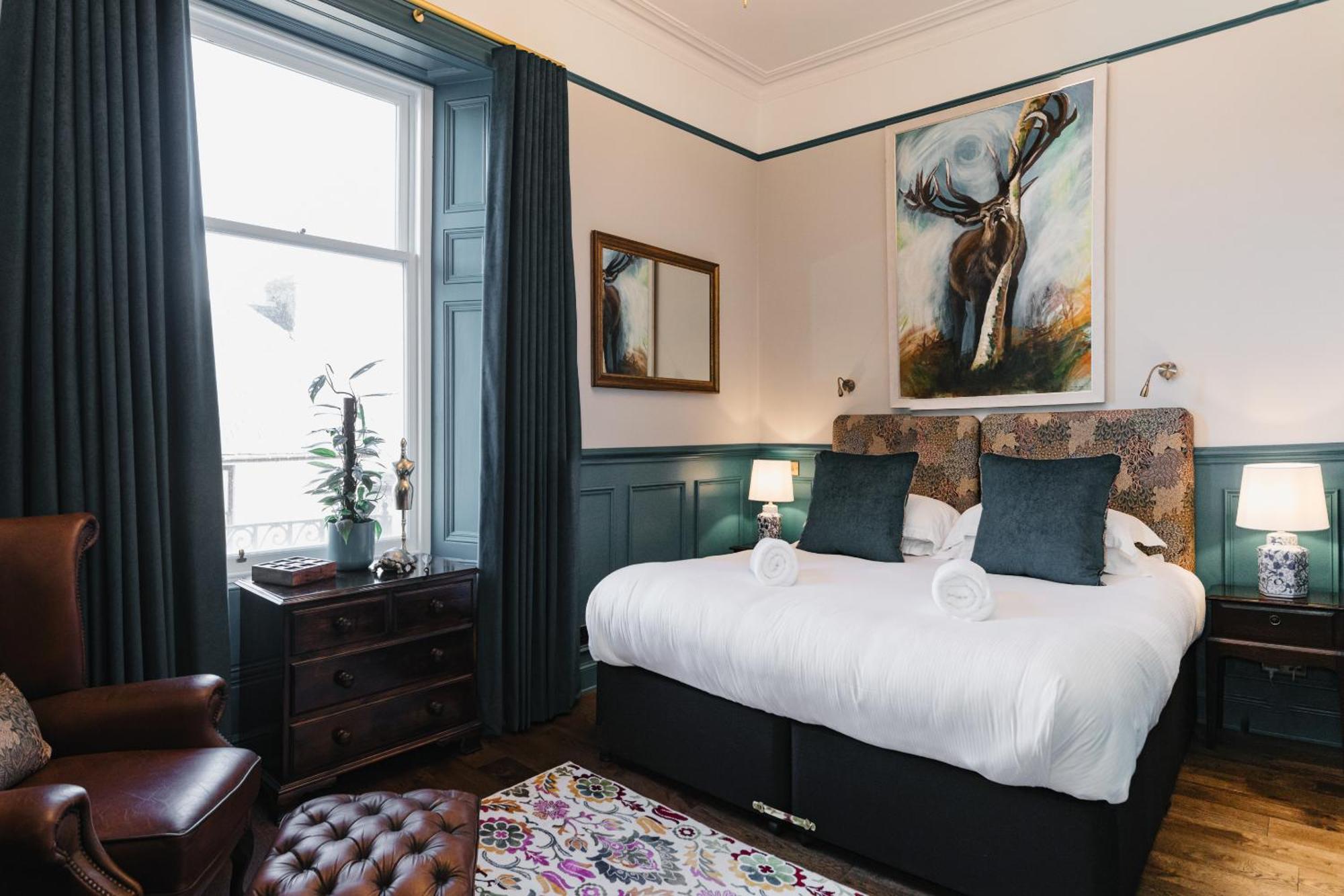Coorie Inn Restaurant And Rooms Crieff Room photo