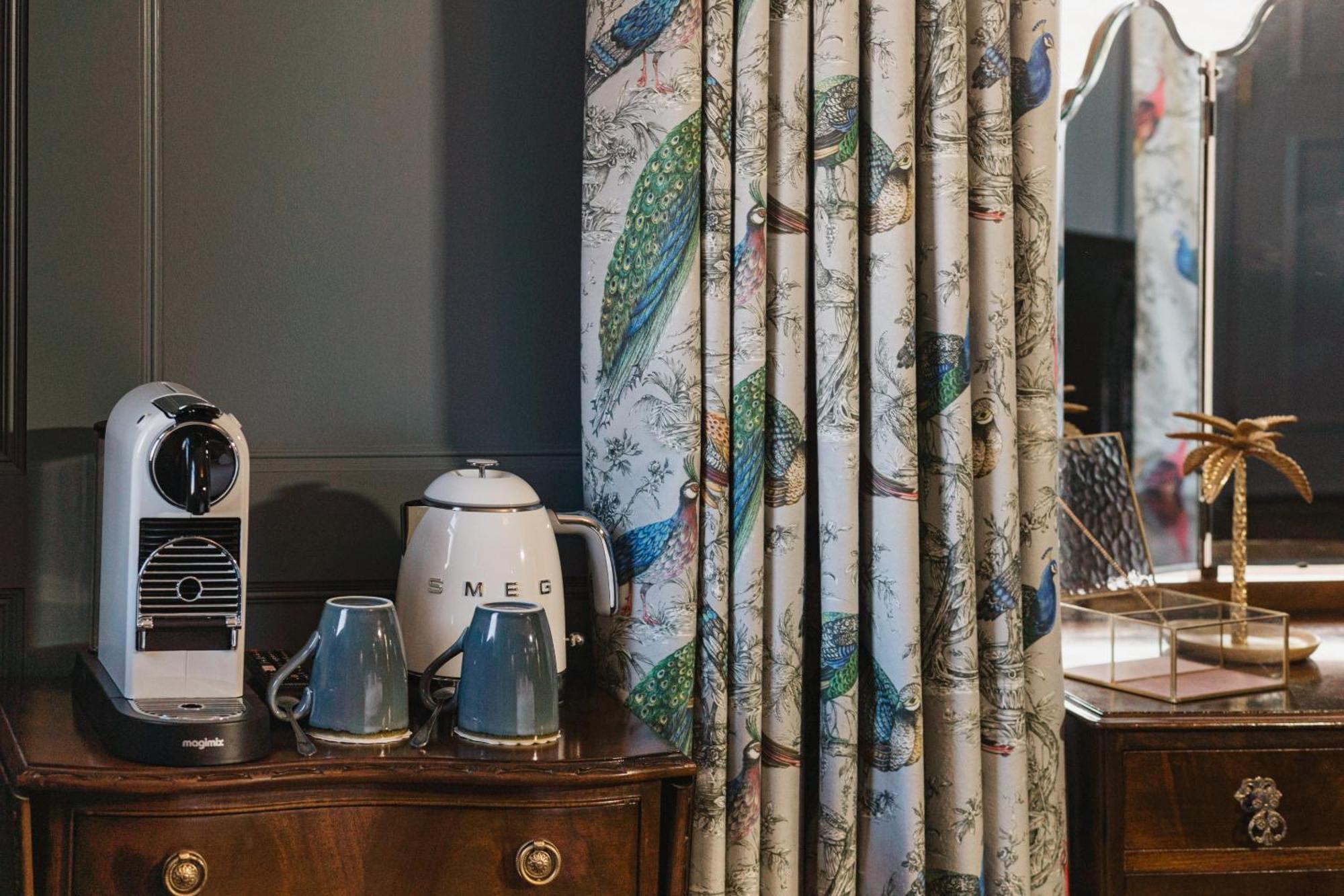 Coorie Inn Restaurant And Rooms Crieff Room photo
